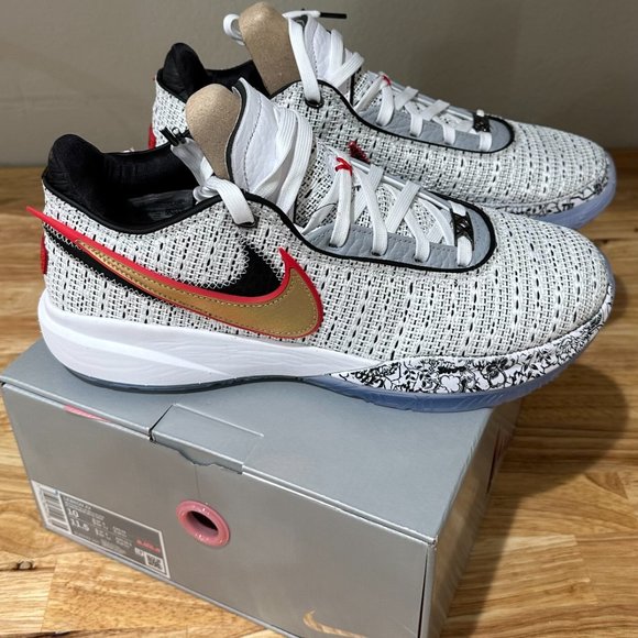 Lebron XX \